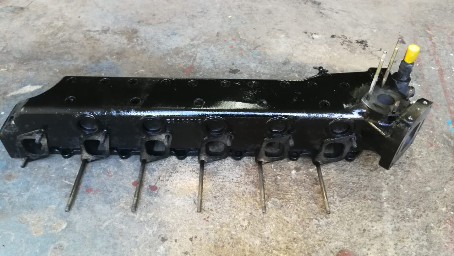 COLECTOR DE ESCAPE MERCRUISER 4,2