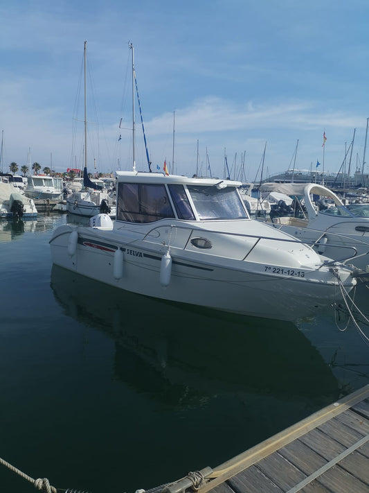 EMBARCACIÓN SELVA 6.5 CABIN