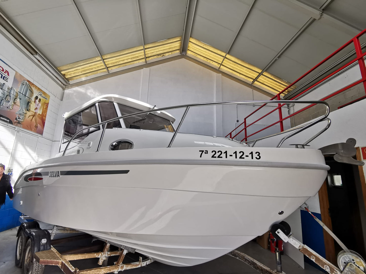 EMBARCACIÓN SELVA 6.5 CABIN